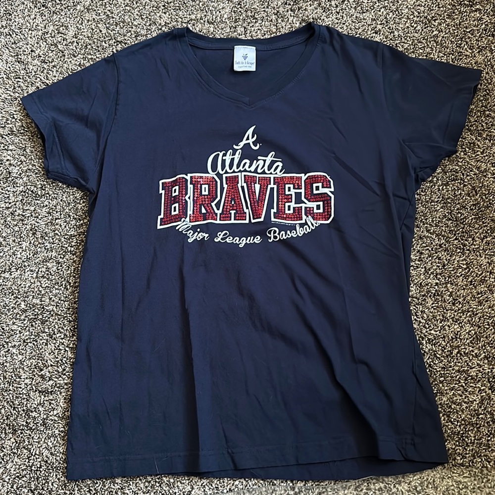Women’s Boutique Atlanta Braves Sequin Size Large T-shirt